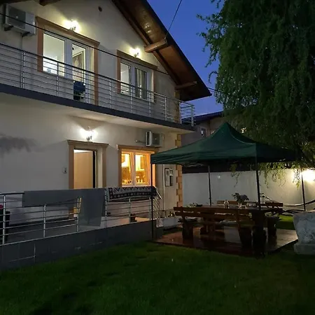 ヴィラ Luxury Villa Sarajevo With Swimming Pool *